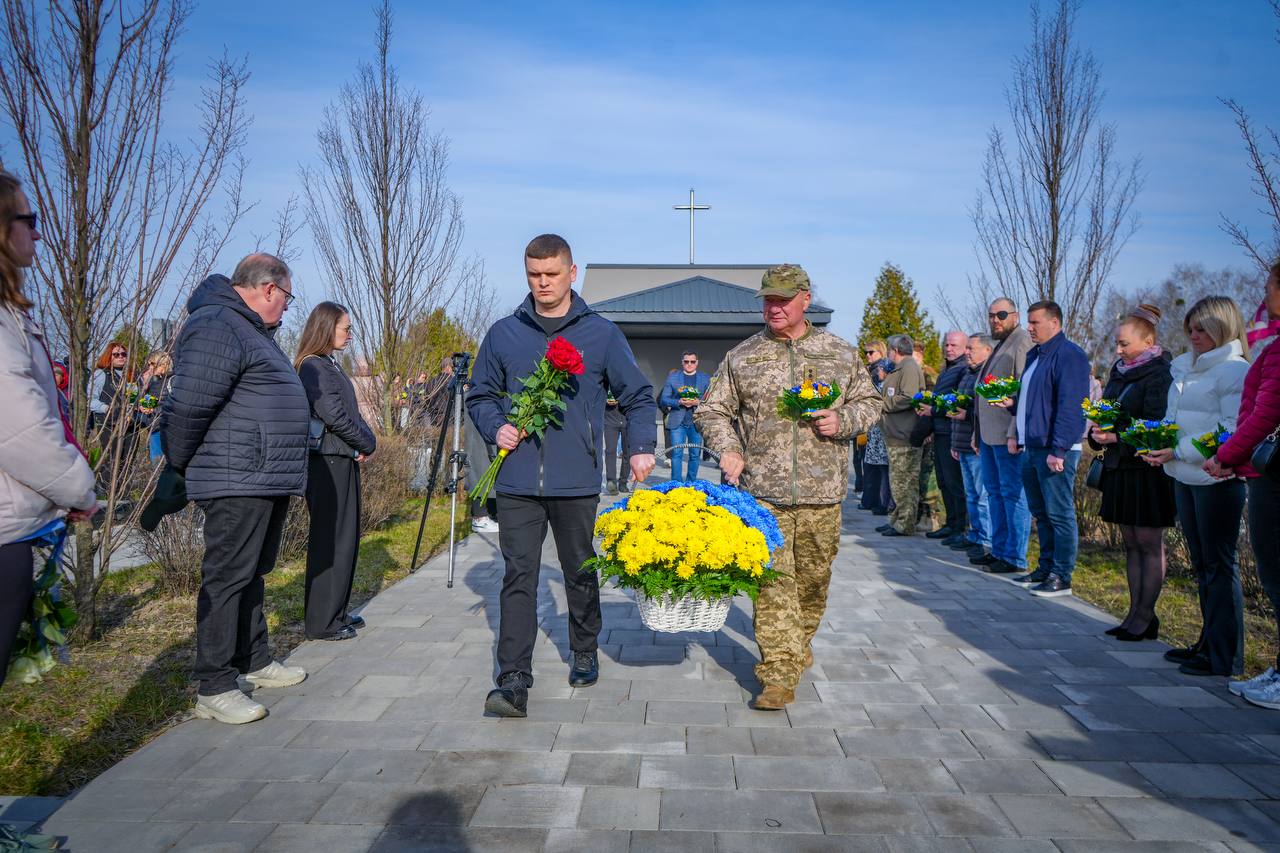 У Бучі вшанували пам’ять загиблих захисників напередодні річниці звільнення міста (ФОТО)