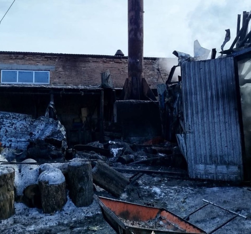 Поліція Київщини з’ясовує обставини пожежі на Бориспільщині: внаслідок вибуху котла постраждав чоловік
