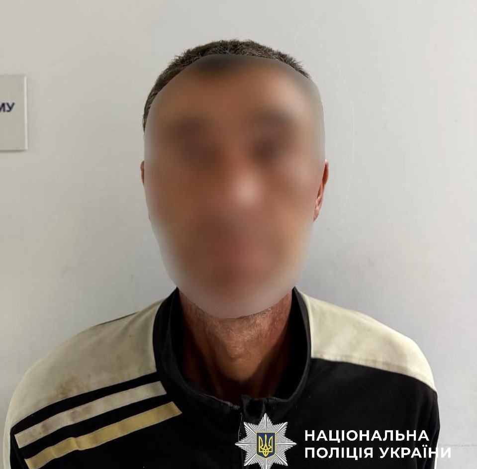 Тяжко поранив знайомого ножем: мешканцю Броварщини загрожує до 8 років