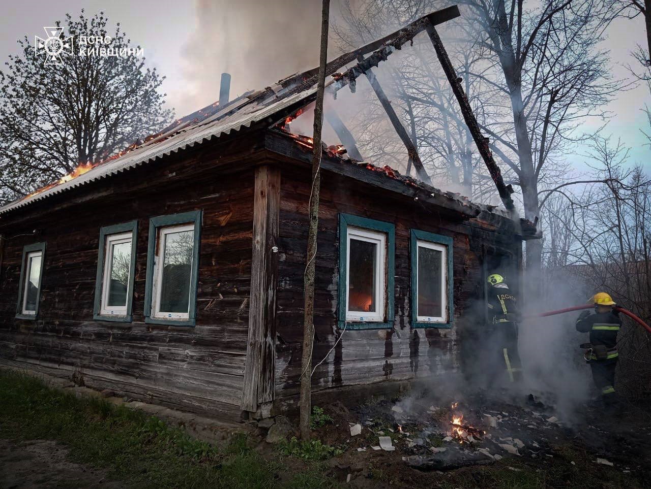 На Вишгородщині під час пожежі в будинку загинула жінка