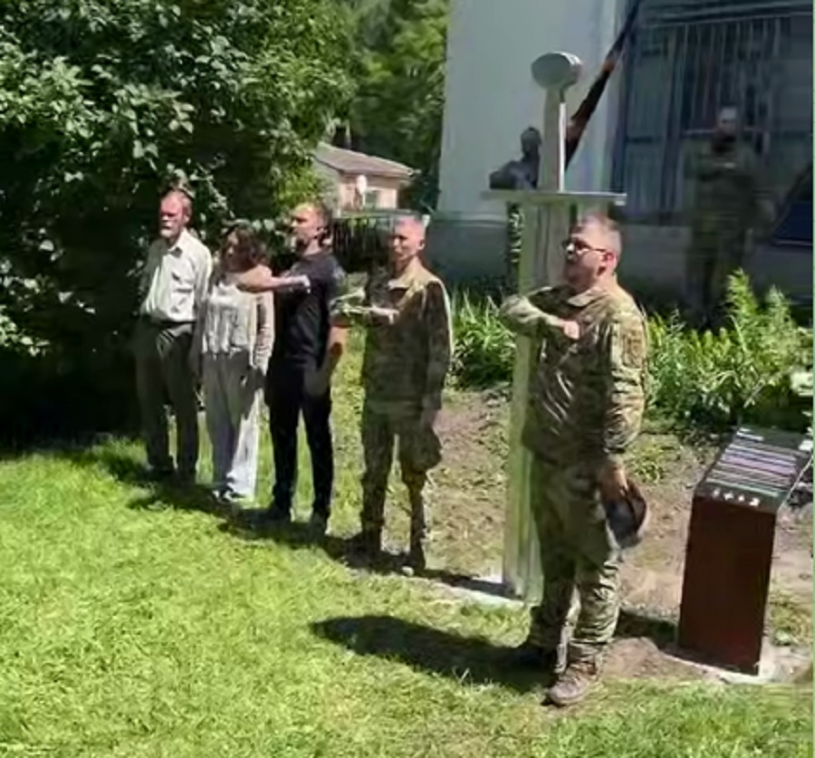 У Переяславі встановили символ бойової слави України-Русі