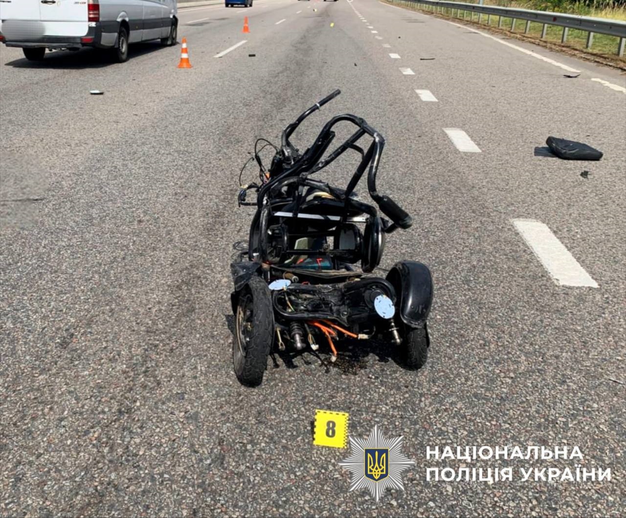 Смертельна ДТП на Фастівщині: загинув водій електроскутера