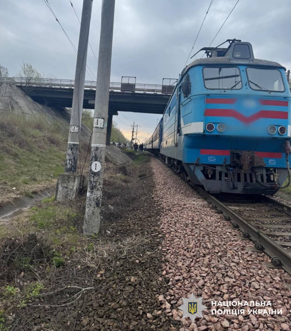 Під колесами потяга загинув чоловік: поліція Київщини розслідує обставини події на Обухівщині
