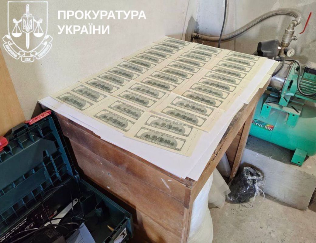 На Київщині судитимуть фальшивомонетника підпільної друкарні 100-доларових купюр