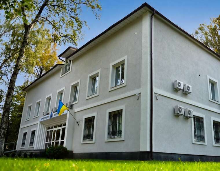 Родину бучанської прокурорки Сови звинуватили у систематичному заниженні вартості майна
