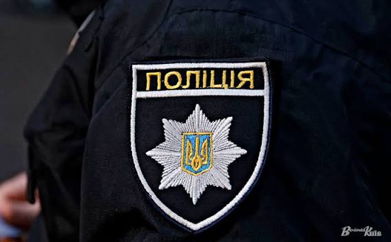 На Київщині затримали трьох підозрюваних у сексуальному насильстві над 21-річною дівчиною