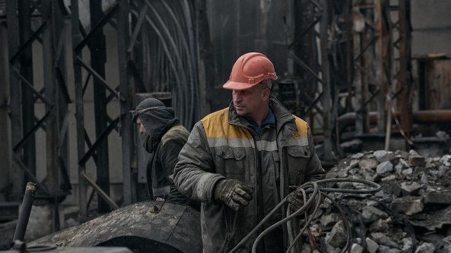 Після атаки РФ на Київщині триває відновлення електромереж: світло повернули 19 тис. родин