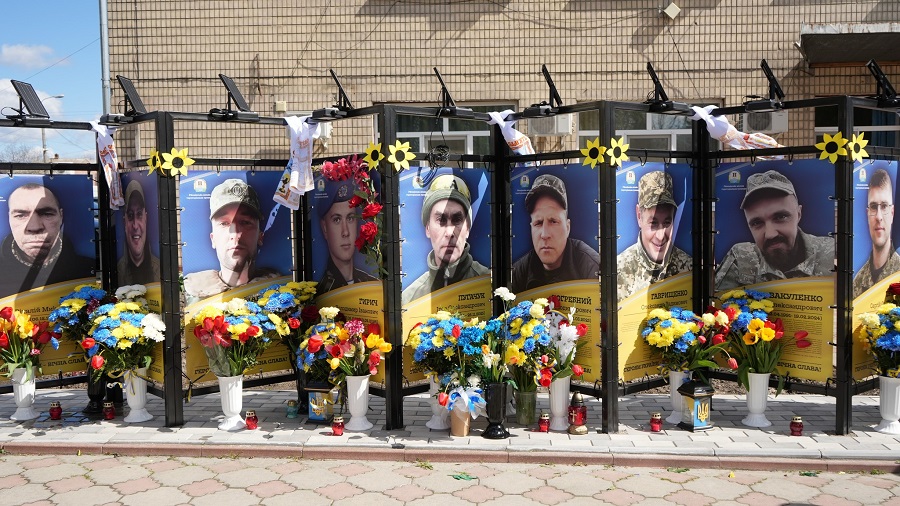 У Ржищеві відкрили Стели пам’яті загиблим Захисникам України