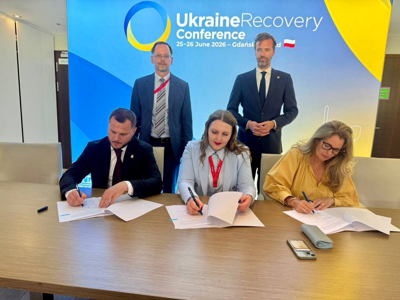 На URC 2026 Київщина уклала низку стратегічних угод для відновлення регіону