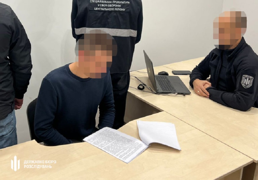 На Київщині офіцеру повідомили про підозру через виплати звільненим військовим на пів мільйона гривень