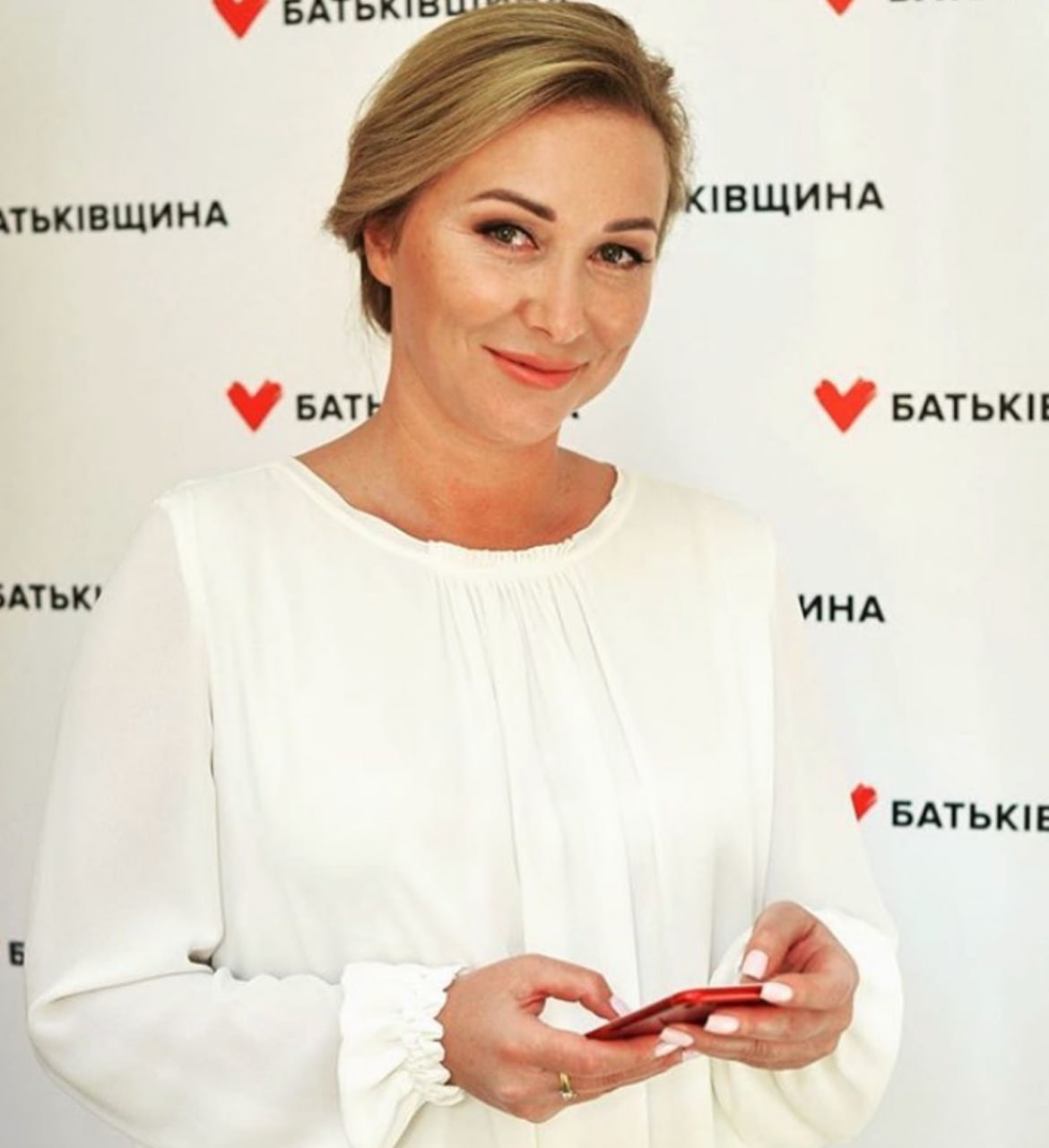 Прокурор Офісу генпрокурора виграв суд у депутатки Обухівської райради за маєток вартістю понад $1 млн