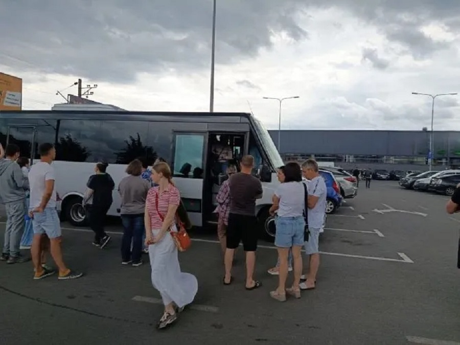 Діти з Ірпеня поїхали на оздоровлення до Литви