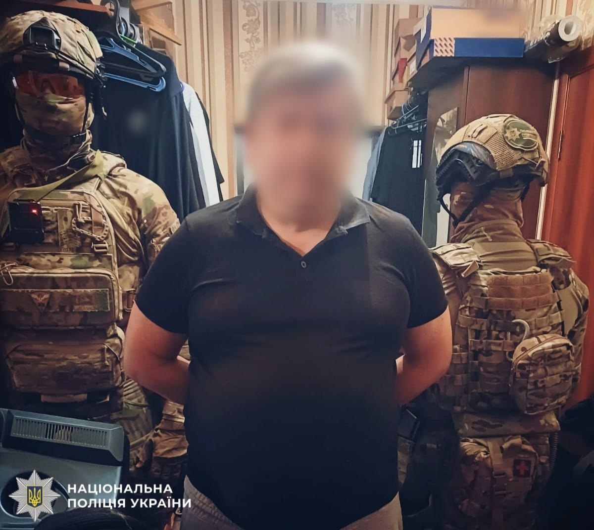 Обіцяв працевлаштування за фіктивними запрошеннями: поліція Київщини оголосила підозру