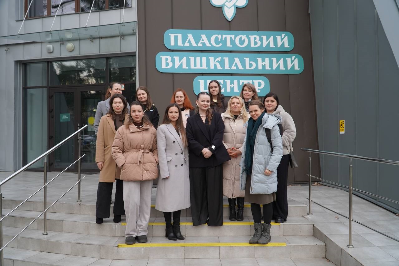 Представники UNICEF та німецького міністерства обговорили з молоддю Бучі її потреби та ініціативи