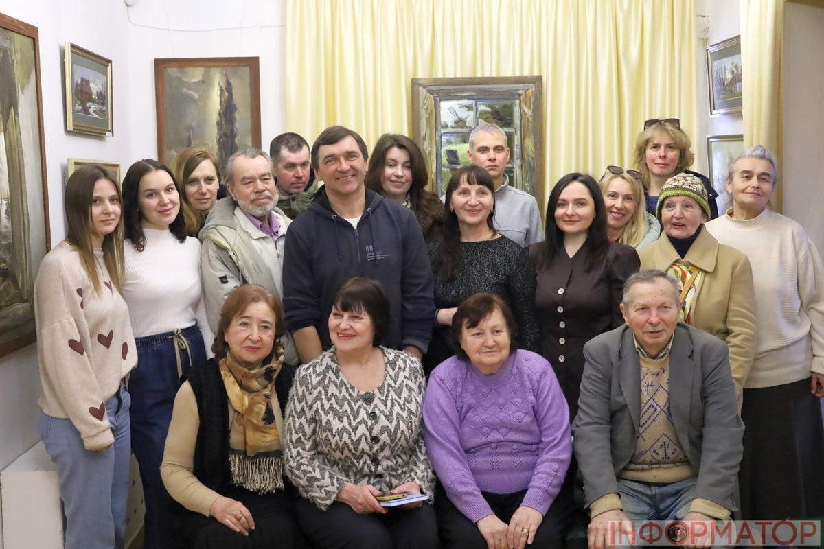 Шевченко у живописі: у Переяславі презентували виставку Романа Мотузка (ФОТО)