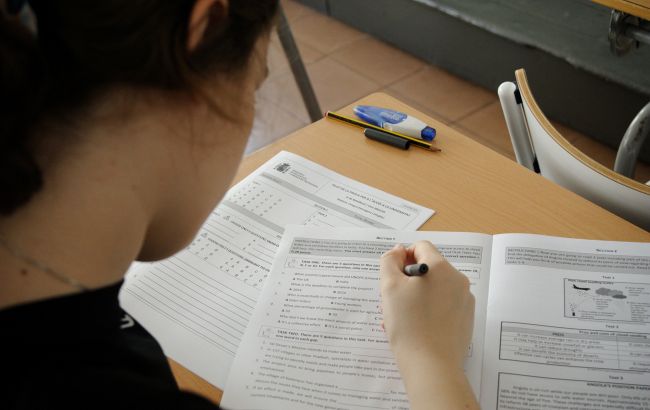 Шестеро випускників Київщини отримали по 200 балів одразу з двох предметів НМТ