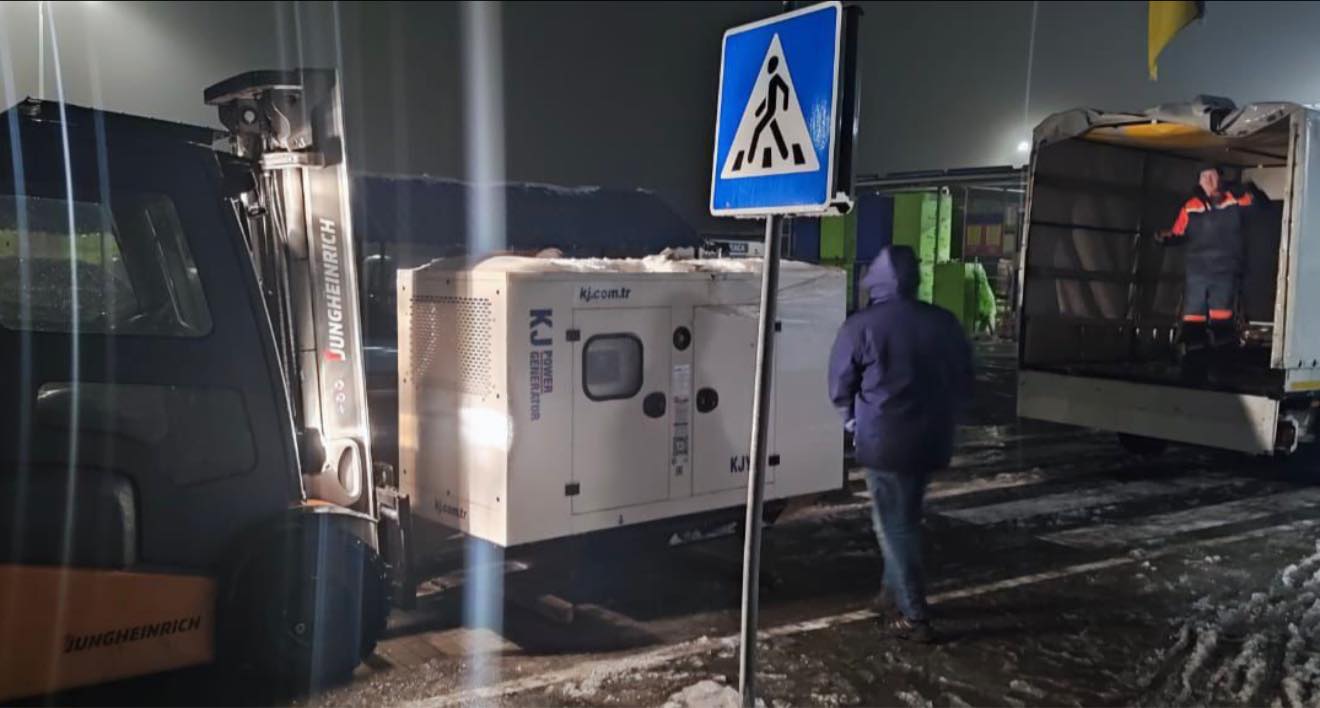 Київська область надала Дніпропетровщині 30 генераторів різної потужності