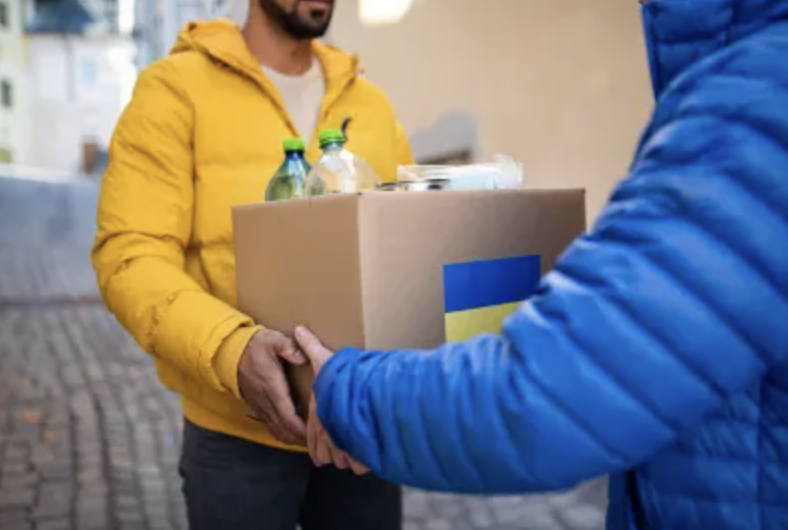 В Ірпінь розпочали видачу продуктових наборів від благодійних фондів