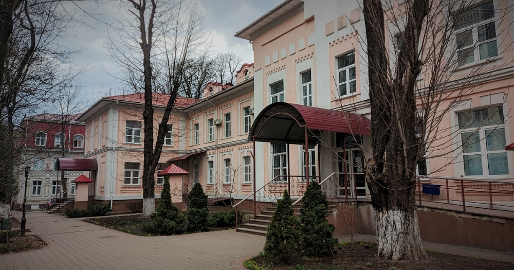 Війна за посаду: хто і навіщо каламутить воду в Київському обласному онкодиспансері