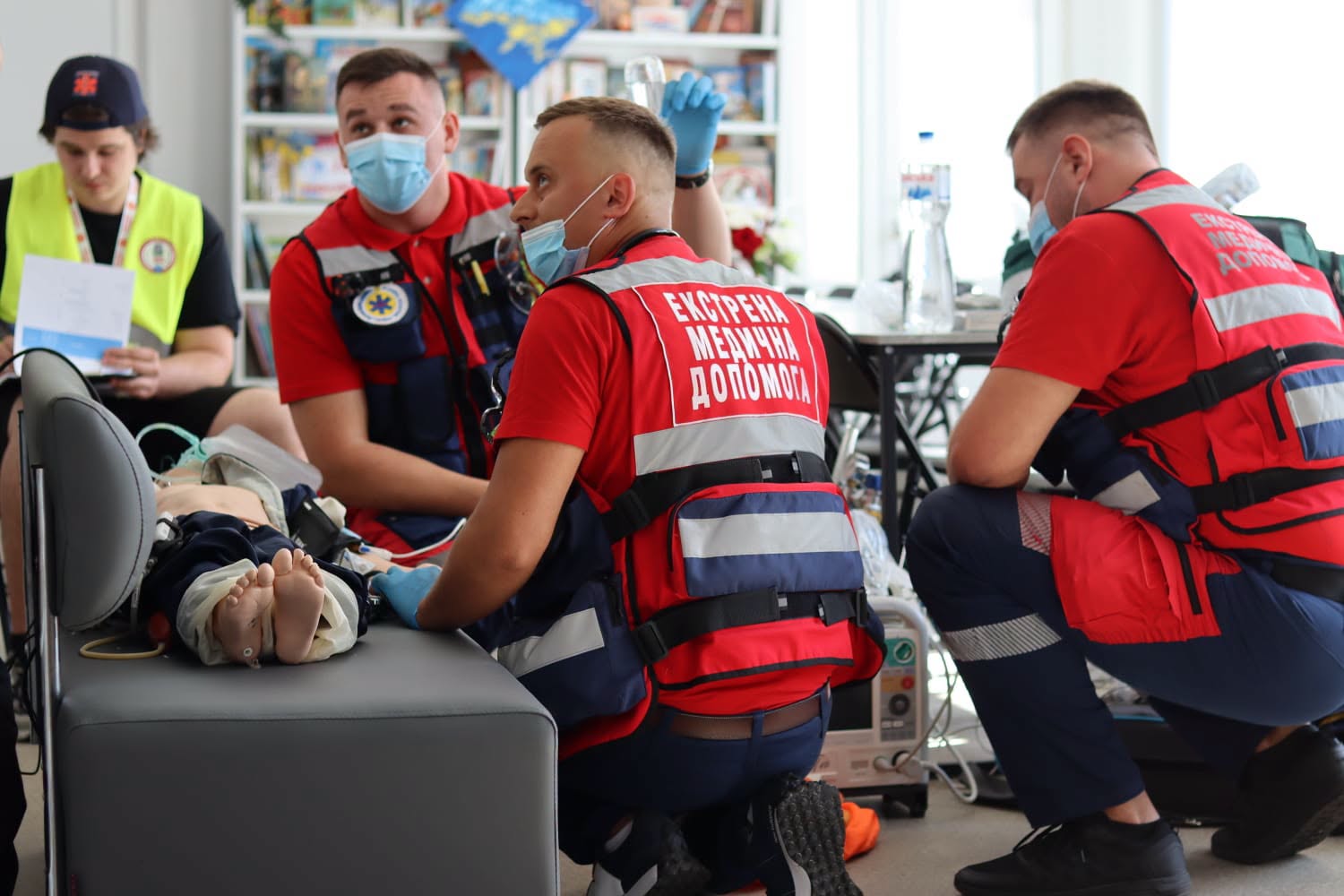 У Макарові медики екстреної допомоги змагалися за звання найкращої бригади