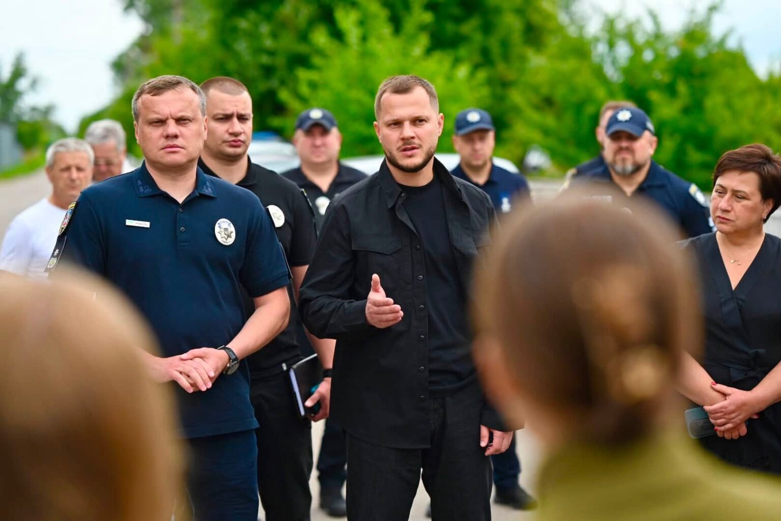 Після вбивства братів Мосейчуків Микола Калашник зустрівся з жителями Калинівки (ФОТО)