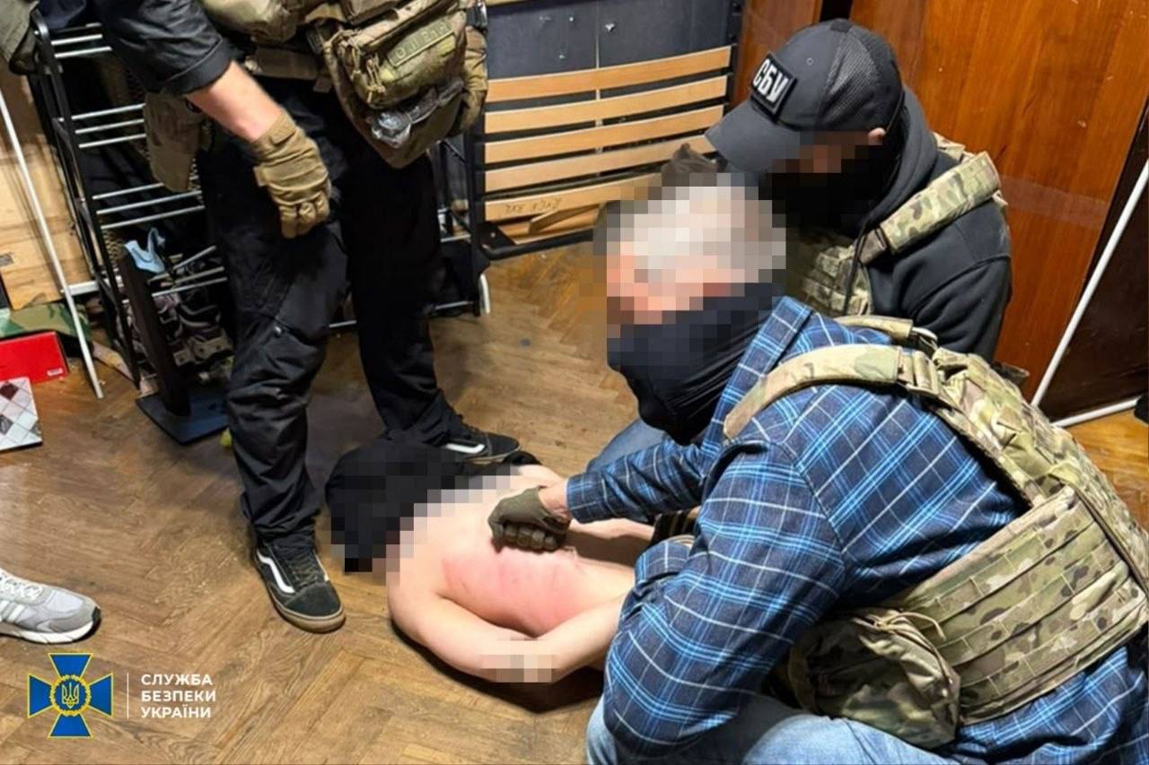 СБУ за сприяння ФБР затримала в Києві адміністратора Telegram-каналу, який закликав до терактів
