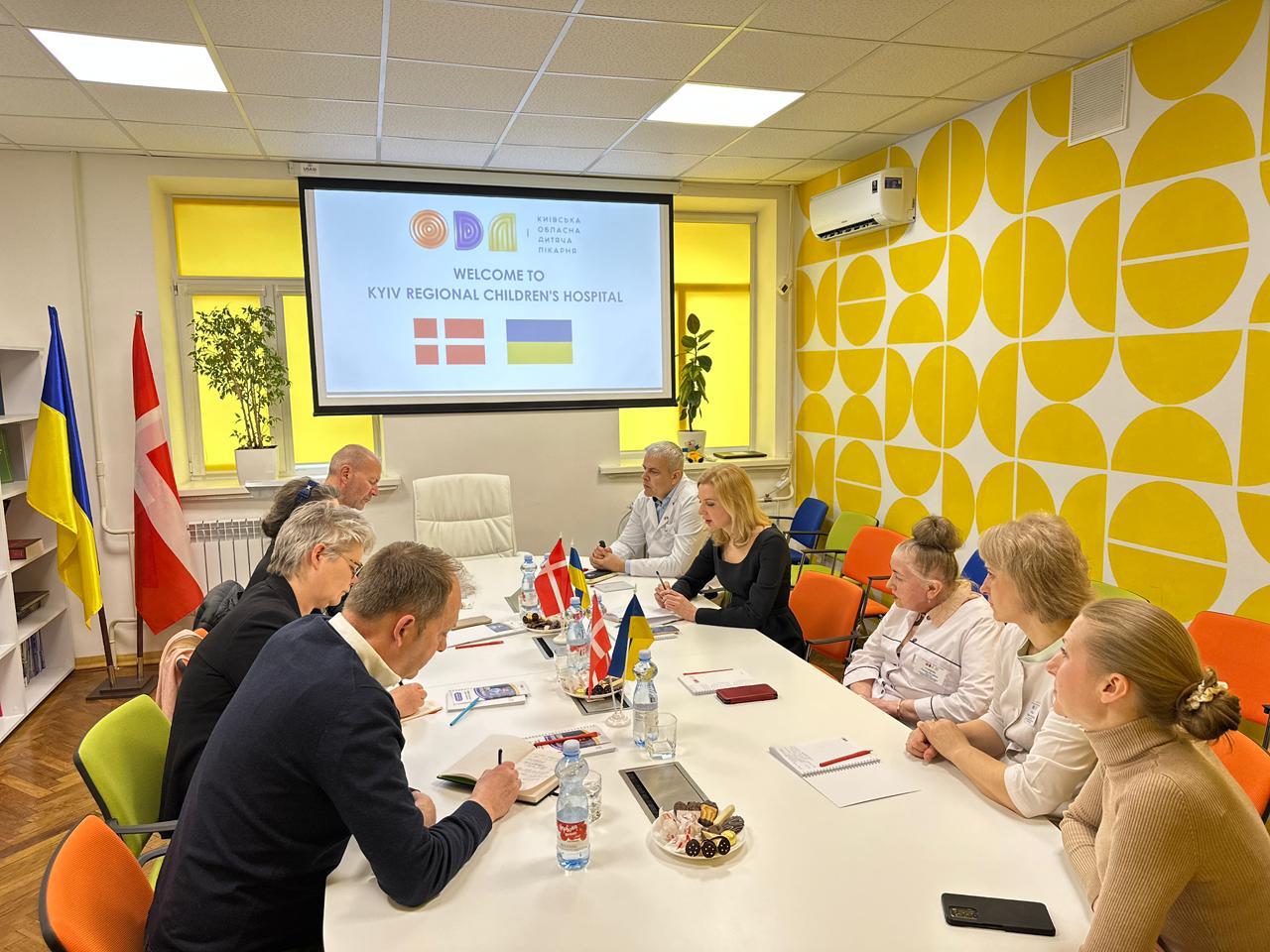 Данські фахівці ознайомилися з роботою лікарень Київської області