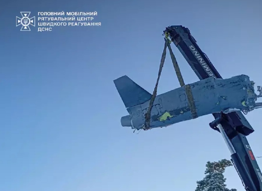 На Київщині сапери ДСНС знешкодили російську крилату ракету Х-101