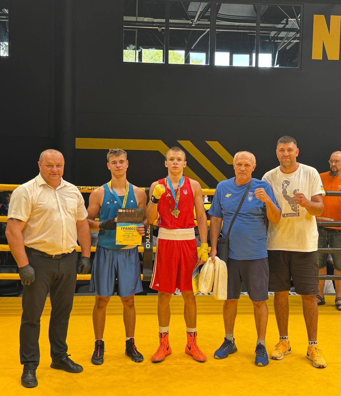 Спортивна міць Броварів: перемоги боксерів на чемпіонаті України та яскравий виступ бігунів у Польщі (ФОТО)
Перемоги боксерів і участь бігунів у міжнародному заході ще раз підтверджують, що Бровари - це місто...