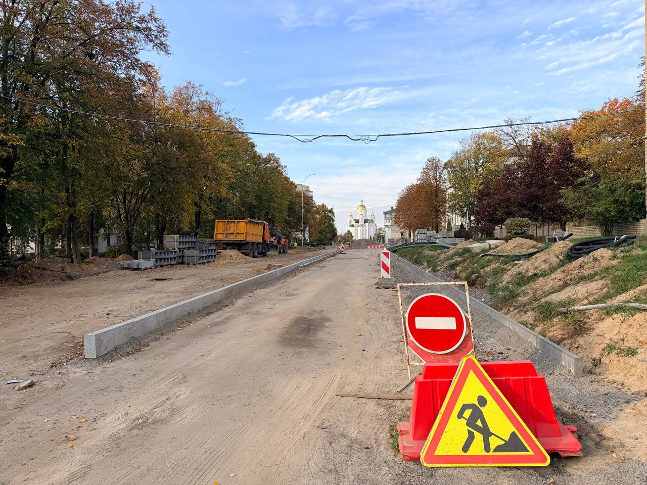 У Бучі підрядник ризикує втратити контракт через затримку дорожніх робіт
