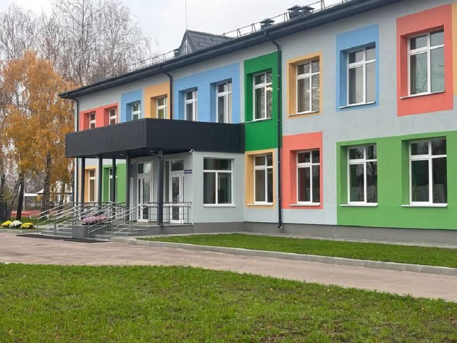 У селі Плоске на Броварщині відновили ліцей