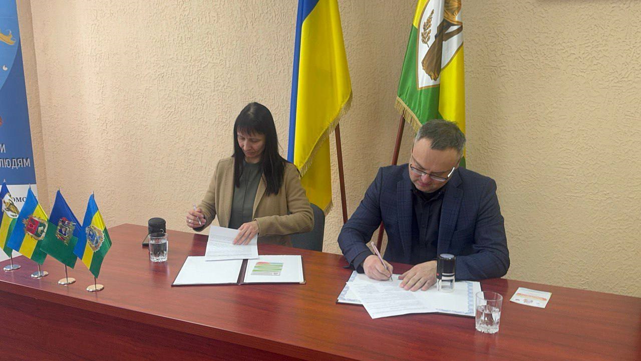 Петрівська громада на Київщині співпрацює з МБО «Посланець миру» для підтримки 240 родин