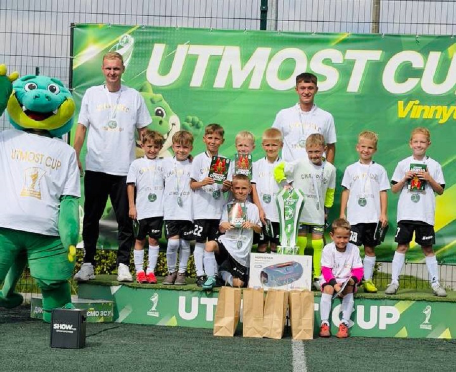 Юні футболісти з Броварів виграли всеукраїнський турнір ATMOST CUP-2026