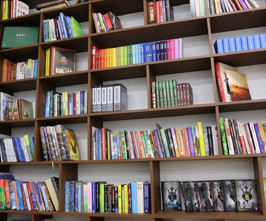 Ірпінський ліцей оголосив акцію зі збору 500 книг для шкільної бібліотеки