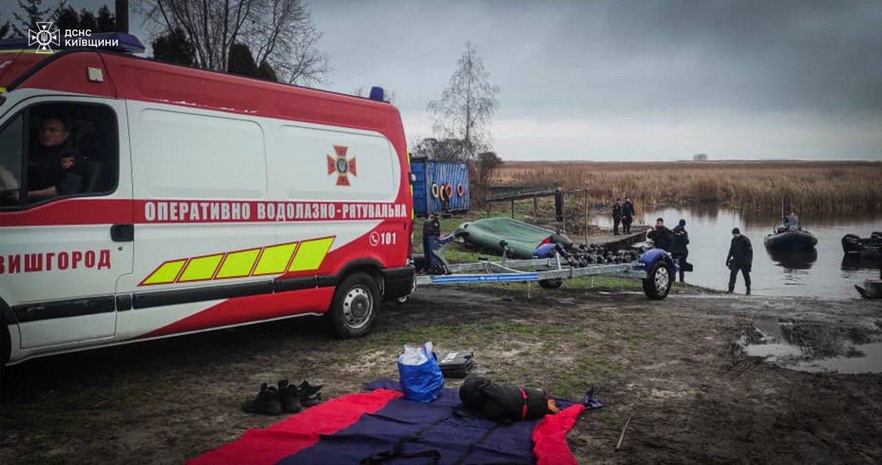 На Київщині тривають пошуки рибалки, який зник під час виходу на воду