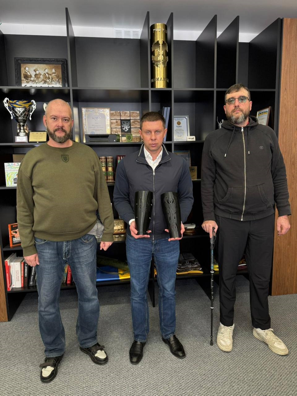 В Ірпені для пораненого військового створили індивідуальну 3D-накладку для захисту травмованої ділянки