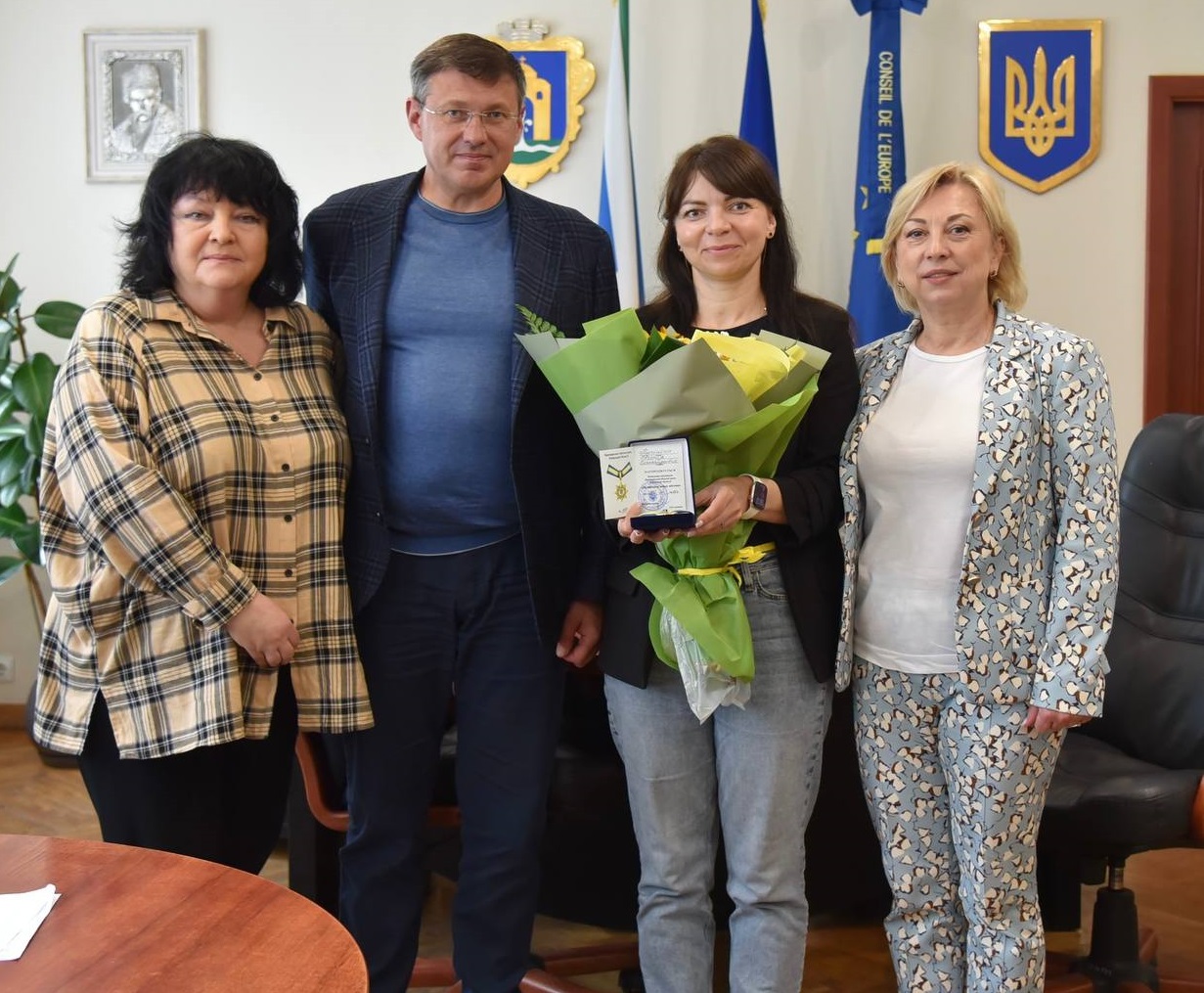 Вчительку з Броварів, яка увійшла до ТОП-5 педагогів України, відзначили міською нагородою