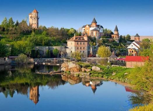 "Київщина — знай свій рідний край": мешканців області закликають ділитися історіями своїх громад