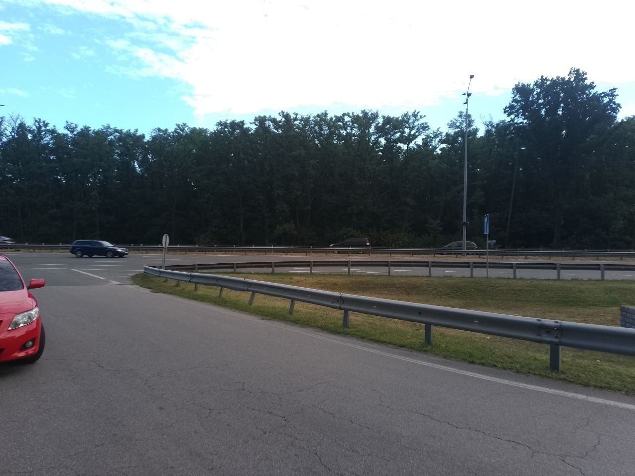 Через ДТП на Бориспільській трасі багатокілометровий затор у напрямку столиці