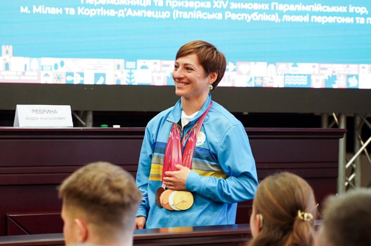 П’ять медалей Паралімпіади: спортсменку з Броварів відзначили грошовою премією і житлом