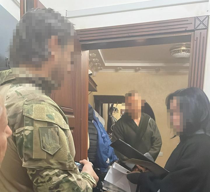 "Кришував" наркобізнес: затримано правоохоронця з Київщини