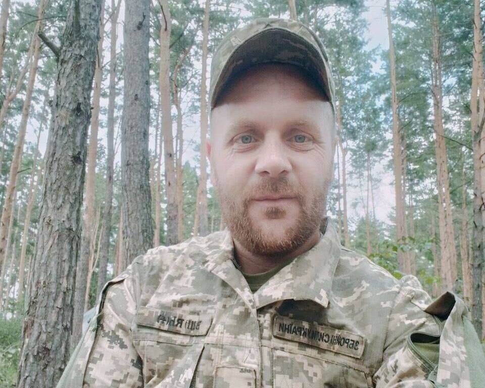 У Михайлівці-Рубежівці сьогодні прощаються з Героєм Андрієм Давиденком