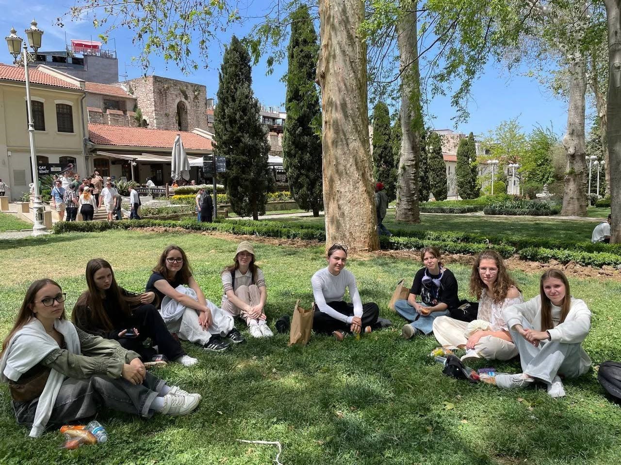 Школярки із Бучі представили Україну на міжнародному проєкті Erasmus+ "Eco-Warriors United"