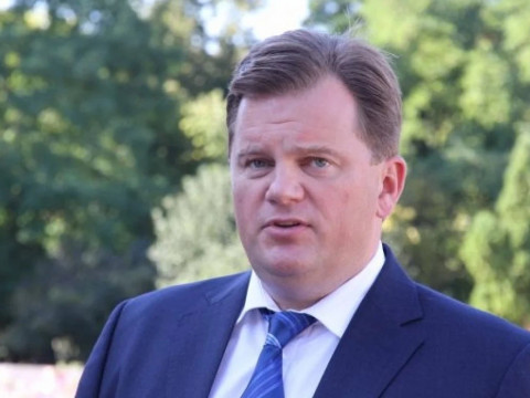 Екс-керівник Київщини хабарник Мельничук став кліматологом