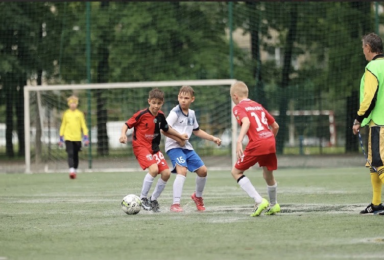Як в Ірпені розвивається дитяча футбольна академія «Veres Academy Irpin": інтерв’ю з Юрієм Денисенком