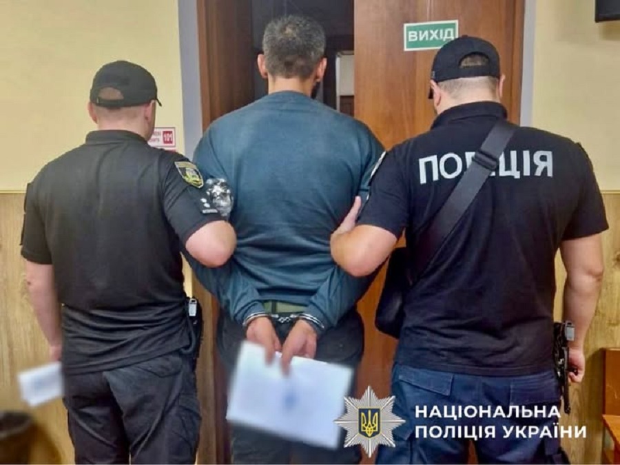 У Баришівській громаді жінка зазнала нападу з електрошокером: зловмисника затримали