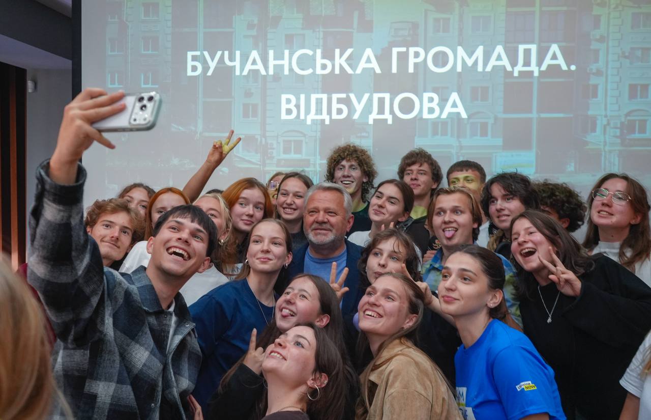 У Бучі студенти Української академії лідерства зустрілися з міським головою та обговорили відбудову громади