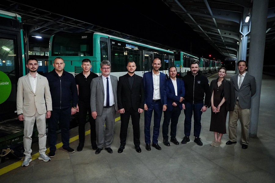 Київщина отримала ще 30 сучасних автобусів від французьких партнерів