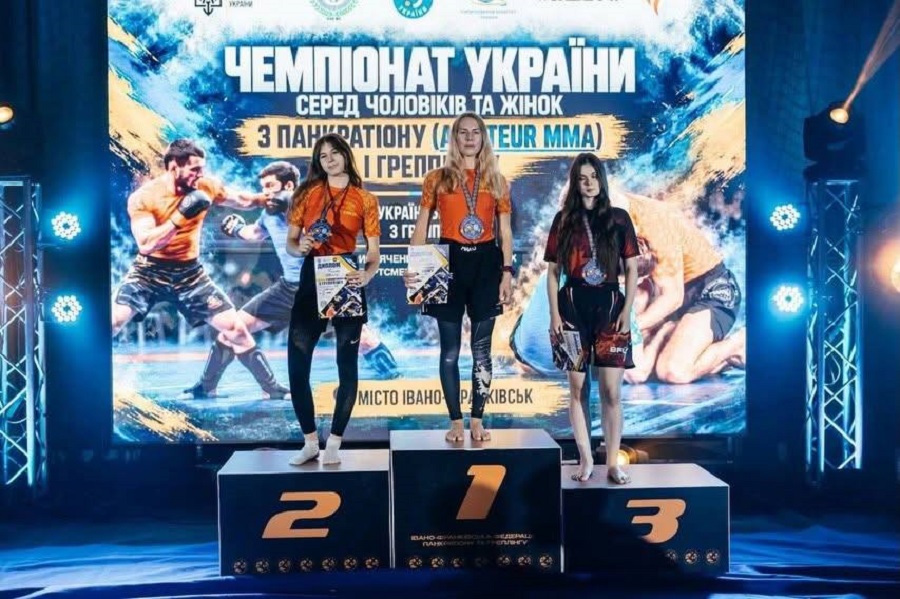 Спортсменка з Фастова здобула дві золоті медалі на чемпіонаті України з грепплінгу