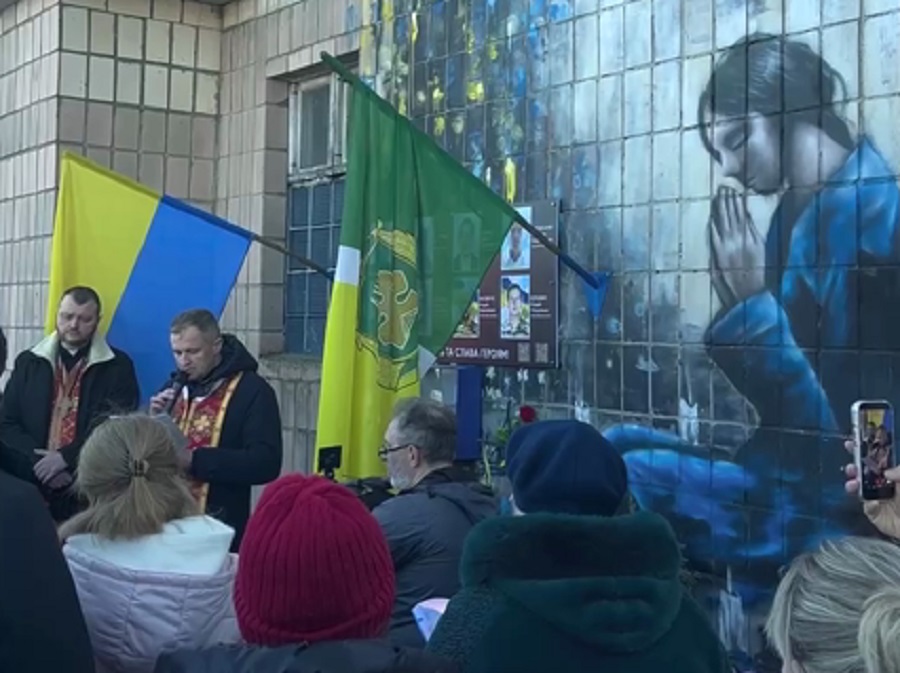 У Бучі Хресною ходою вшанували пам’ять жертв російської окупації